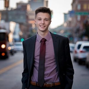 Meet your Posher, Adam